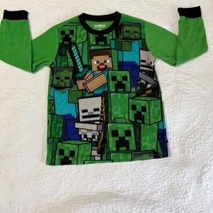 USED - Boys Minecraft sleep/lounge long sleeve shirt